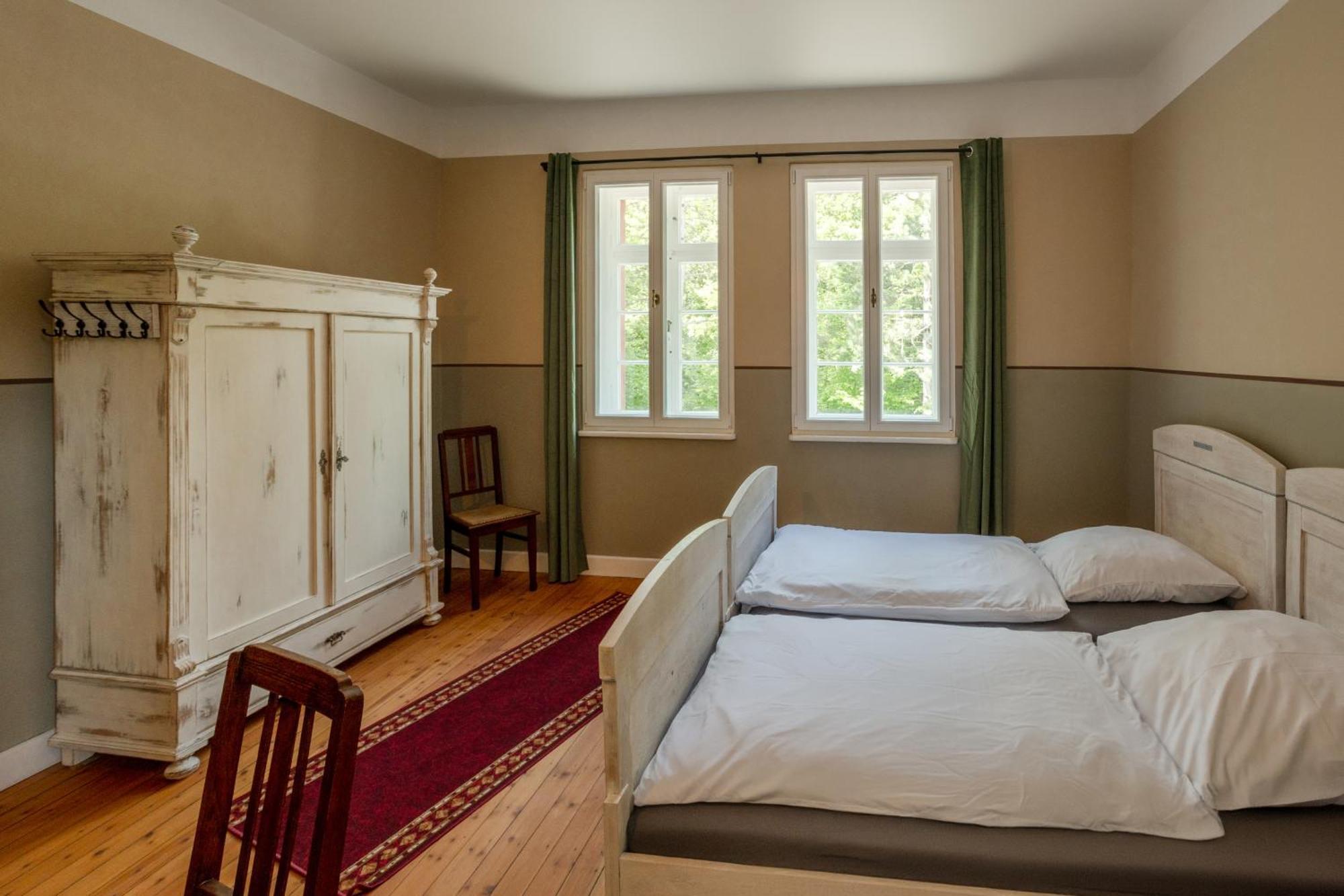 Museumsbahnhof Ahuette Hotell Üxheim Exteriör bild